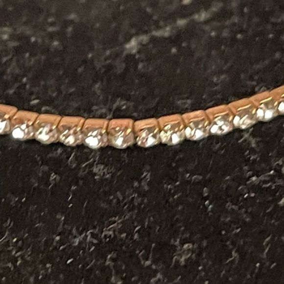 8” 1990s gold tone stackable stretch bracelet w/55 ring set Austrian crystals - Picture 2 of 5